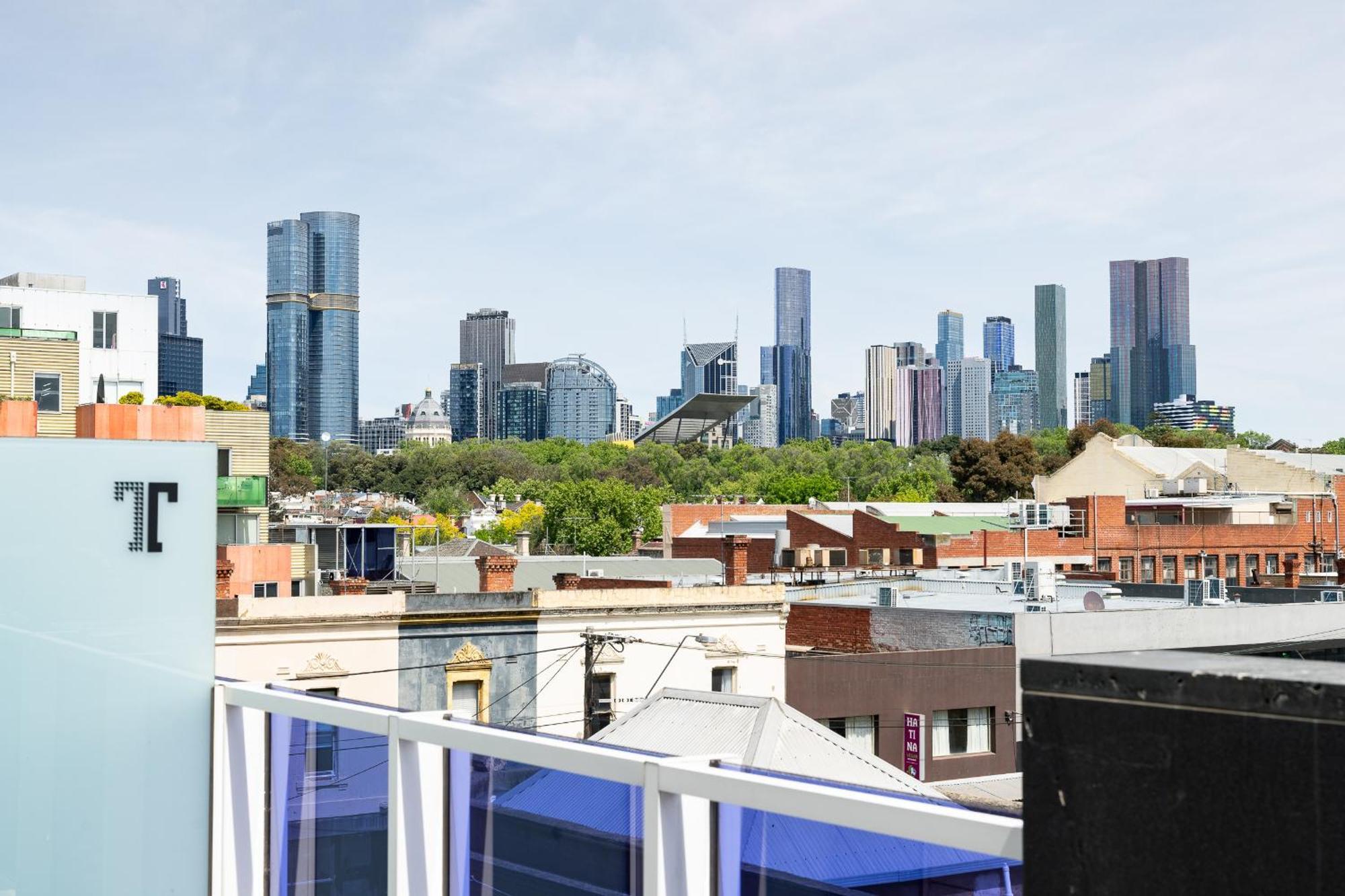 Tyrian Serviced Apartments Fitzroy Melbourne Exterior photo